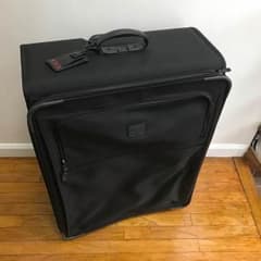 TUMI 大型キャリーケースのサムネイル