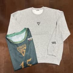 千葉ジェッツトレーナー・ スウェット Mサイズ & 15th記念ユニフォーム 千葉ジェッツトレーナー・ スウェット Mサイズ & 15th記念ユニフォーム