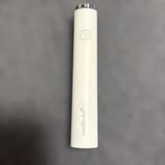 medicubeプースタープロミニ 美顔器 本体のサムネイル