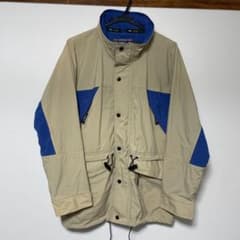 MRU natural Neo gear マウンテンパーカーのサムネイル