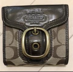 ⭐COACH 折り財布⭐のサムネイル