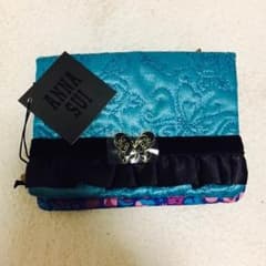 【新品】ANNA SUI ポーチ(ポケットティッシュ入れ付き)のサムネイル