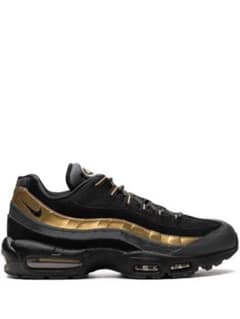 NIKE AIR MAX 95 ブラック ゴールド スニーカーのサムネイル