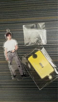 GENIC アクリルスタンド  西本茉生のサムネイル