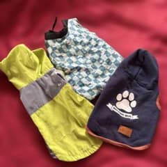 犬用グッズ　Mダックス　4kサイズ　服 3点セット まとめ売りのサムネイル