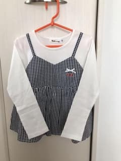 新品 未使用 bebe 長袖Tシャツ 110のサムネイル