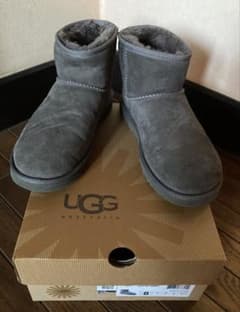 UGG CLASSIC MINI グレー サイズ8 - メルカリ