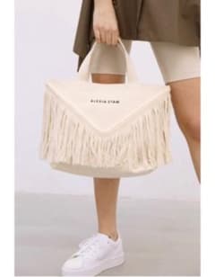 こっちゃんさん専用　V Long Fringe Medium Tote Bagのサムネイル