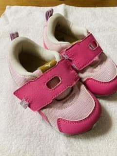 ぐり様専用☆美品☆asics スニーカー　15.5cmのサムネイル