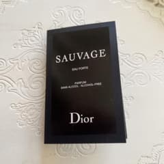 Dior SAUVAGE Eau Forte サンプルのサムネイル
