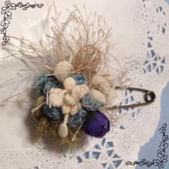 ハンドメイド ピンブローチのサムネイル