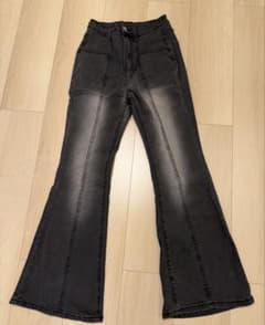 SHEIN フレアデニムパンツ ストレッチ グレー Mのサムネイル