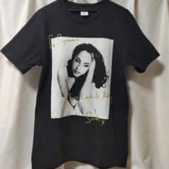 希少】Supreme 17SS Sade Tee ブラック Мサイズ - メルカリ