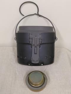USED スウェーデン軍 アルミ製飯盒セット USED スウェーデン軍 アルミ飯盒セット A - メルカリ