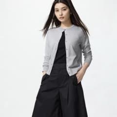 UVカットクルーネックカーディガン　ユニクロのサムネイル