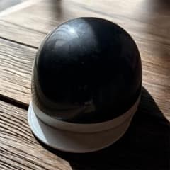 黒 半帽ヘルメット プラスチック製のサムネイル