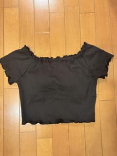GU オフショルダー 半袖トップス ブラック Mのサムネイル