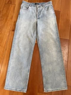 A.P.C. JEAN AARON ライトブルー ワイドレッグデニム 30インチ A.P.C. JEAN AARON ライトブルー ワイドレッグデニム 30インチ - メルカリ