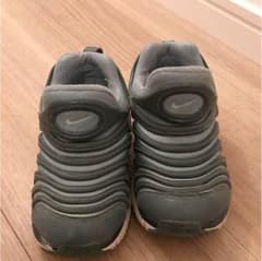 NIKE ダイナモフリー 18.5のサムネイル