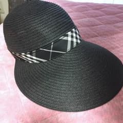 美品 BURBERRYのキャップのサムネイル