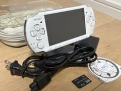 極美品 動作確認品 PSP 3000 パールホワイト すぐ遊べるセットのサムネイル