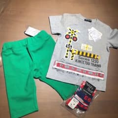 男の子 Tシャツのサムネイル