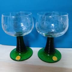 エッチング模様のカクテルグラス 2個セット - メルカリ
