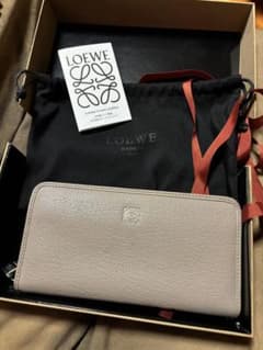 ☆モナモナ☆様専用LOEWE アナグラムのサムネイル