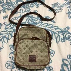 ラシット レザーナイロンポシェットのサムネイル