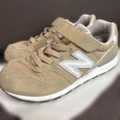 New Balance 20cm ベージュ ニューバランス996のサムネイル