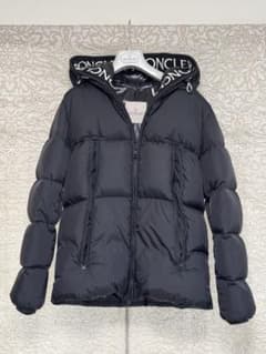 MONCLER ブラック ダウンジャケット モンクラー サイズ1 国内正規品のサムネイル