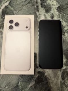 【値下げ交渉OK】iPhone 17promax 256GB シルバーのサムネイル
