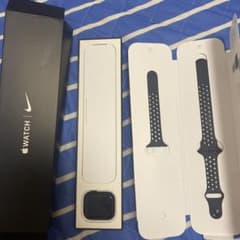 Apple Watch 7 45mm アルミのサムネイル