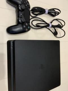 ⭐︎Dさま専用　ps4本体のサムネイル