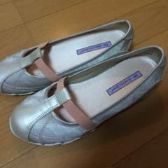 Hwkins Spotのレディースパンプスのサムネイル