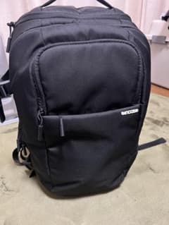 Incase DSLR Pro Pack Camera Backpackのサムネイル