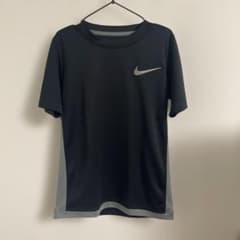 NIKE キッズ Tシャツ ブラック/グレー　ドライフィットのサムネイル