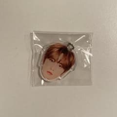 INI 許豊凡フェンファン　カプセルトイ XQUARE 顔キー　缶バッジ INI 許豊凡フェンファン カプセルトイ XQUARE 顔キー 缶バッジ