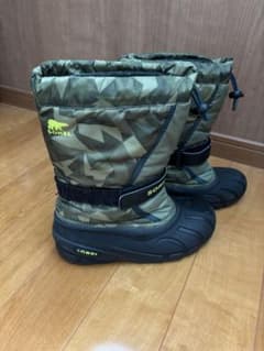 ボールペン様専用 SOREL カモフラージュ 防水ブーツ　23センチのサムネイル
