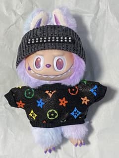 ラブブのお洋服のサムネイル