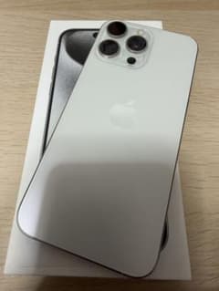 Apple iPhone 15 Pro Max 256GB ホワイトチタニウム - メルカリ