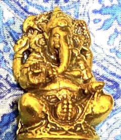 半端ない最強金運神！魂入り本場チベット製ガネーシャ　坐像　祈祷済み 半端ない最強金運神！本場チベット製ガネーシャ 坐像 祈祷済み - メルカリ