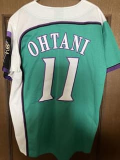 日本ハムファイターズ　大谷翔平　レプリカユニフォームのサムネイル