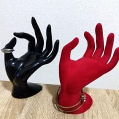 今日の夜に消します、、ハンド　オブジェ　指輪　　リング　バングル　アクセ収納　指のサムネイル