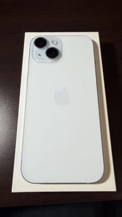 Apple iPhone 15 本体 128gbのサムネイル