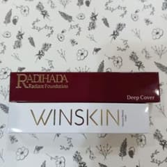 RADIHADA ファンデーション & WINSKIN 薬用ACクリームのサムネイル