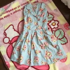 リズメロ ブルー花柄ワンピースのサムネイル