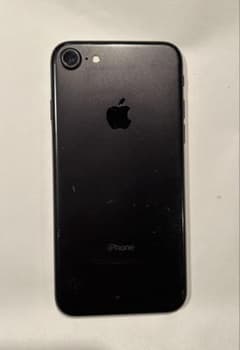 Apple iPhone 7 ブラック 画面ひび割れのサムネイル