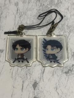 Attack Titan Eren and Levi strap set (2 pieces) - chibi character design