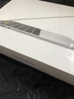 ◆ 新品未開封◆ MacBook Pro 2019 MUHR2J/A シルバーのサムネイル